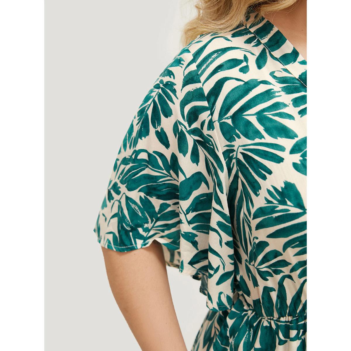 Plus Size Plant Print Flutter Sleeve Button Detail Pocket Dress Green Women Vacation Elastic Waist V-neck Short sleeve Curvy Midi Dress BloomChic 12/L Product Image