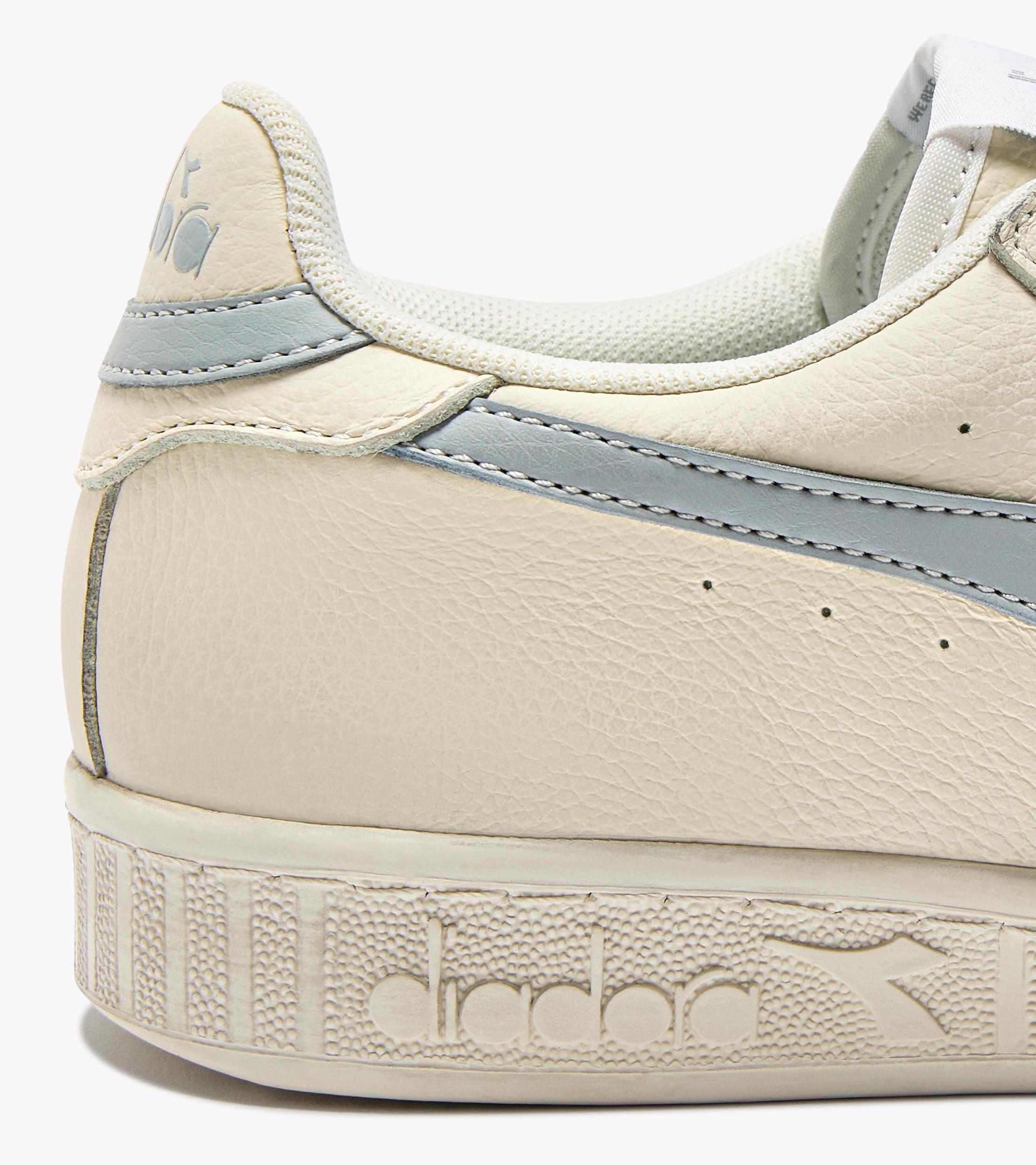 GAME L LOW WAXED Product Image