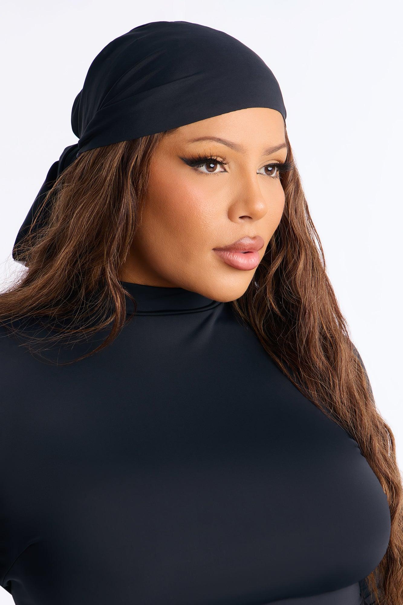 Isabelle Matte Tricot 3 Piece Capri Set - Black Female Product Image