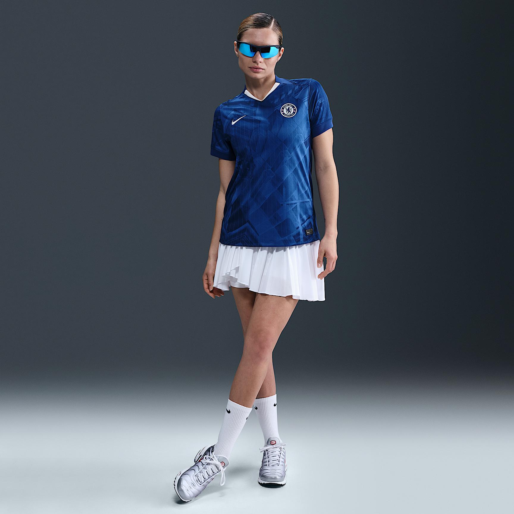 Chelsea FC 2025/26 Stadium Home Nike Women's Dri-FIT Soccer Replica Jersey Product Image