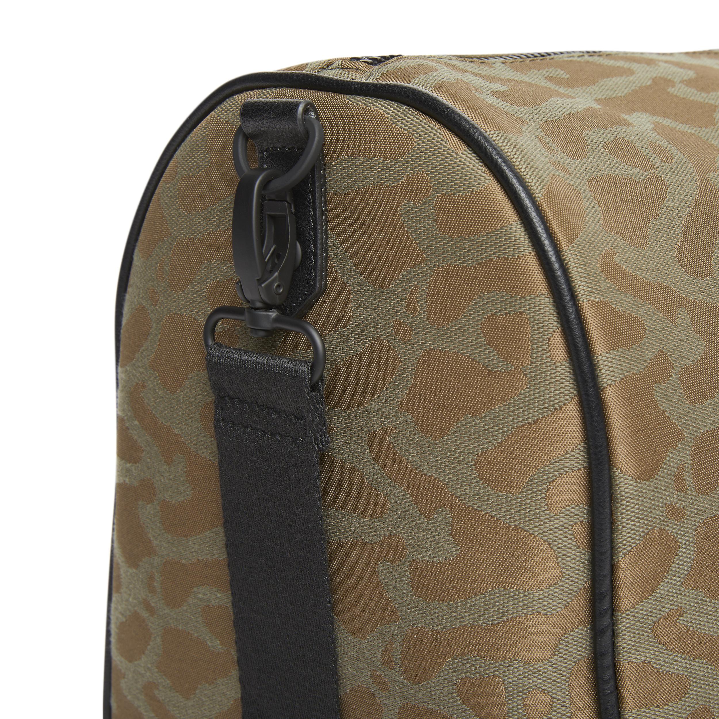 Mens Jordan Icon Duffle Bag (25L) | MM0949-G16 Product Image