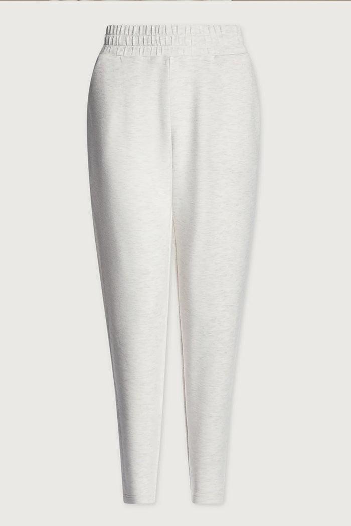 The Slim Pant 25 Product Image