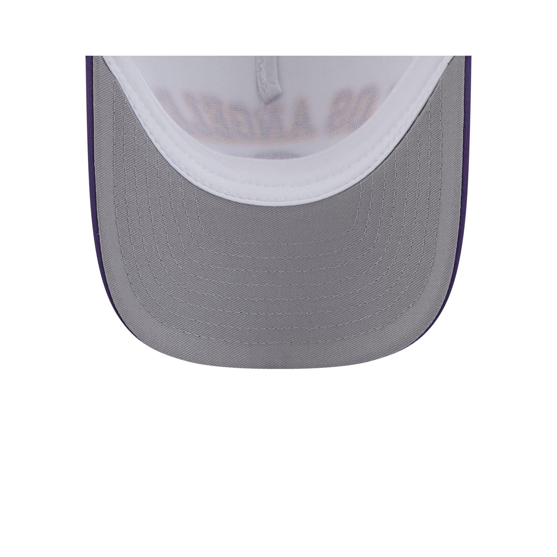 Los Angeles Lakers Chrome Arch 9FORTY M-Crown A-Frame Trucker Hat Male Product Image