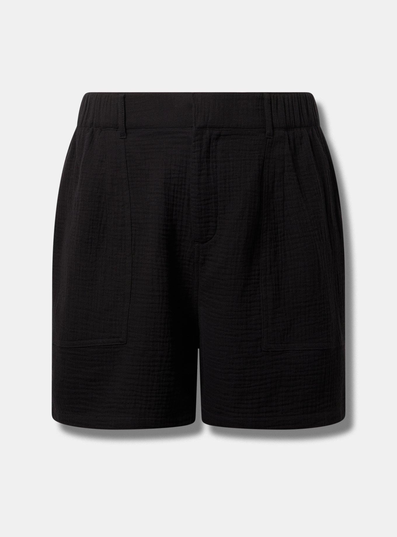 Super High-Rise Trouser Short Product Image
