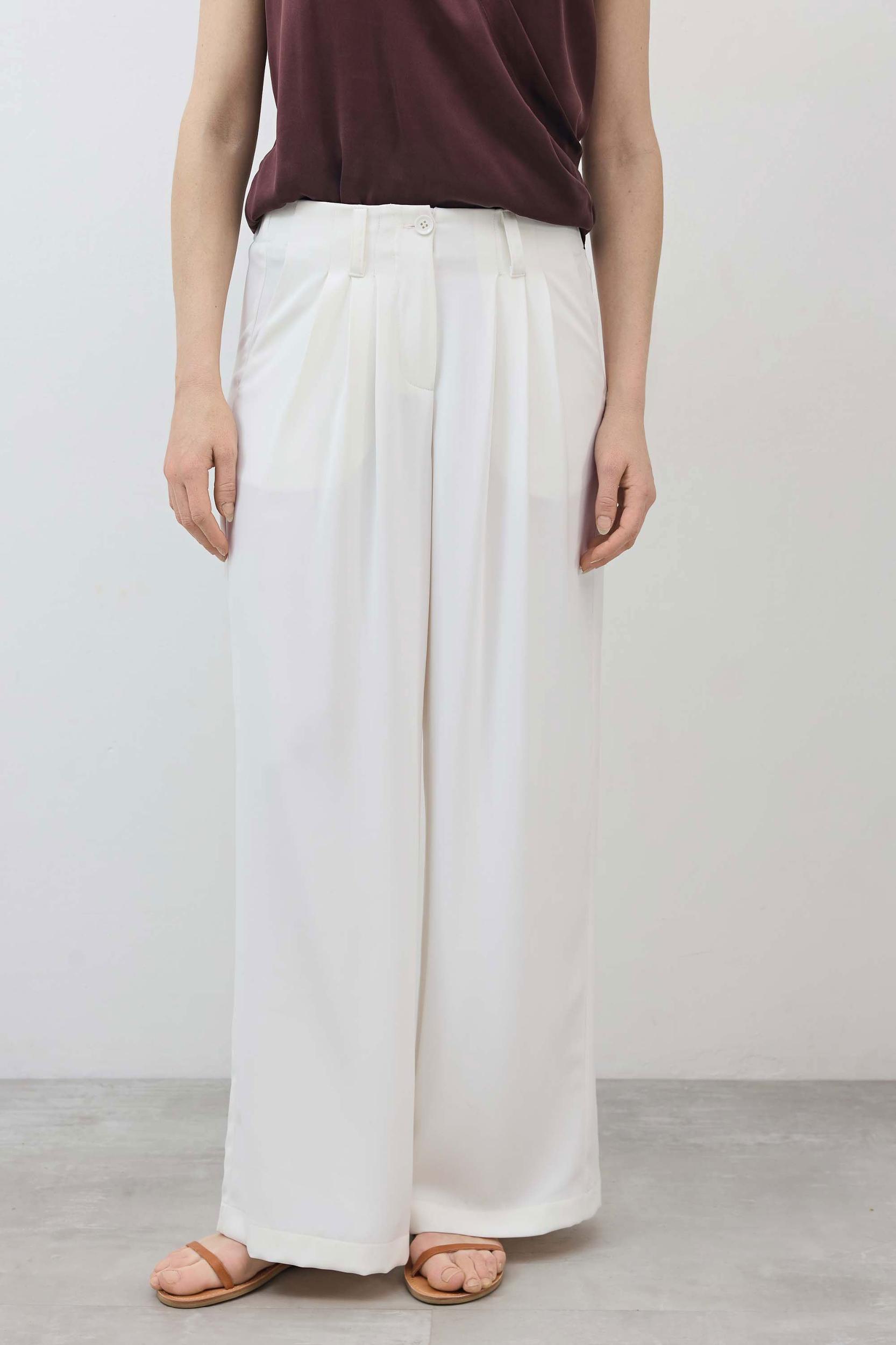 The Wide Leg Trouser Product Image