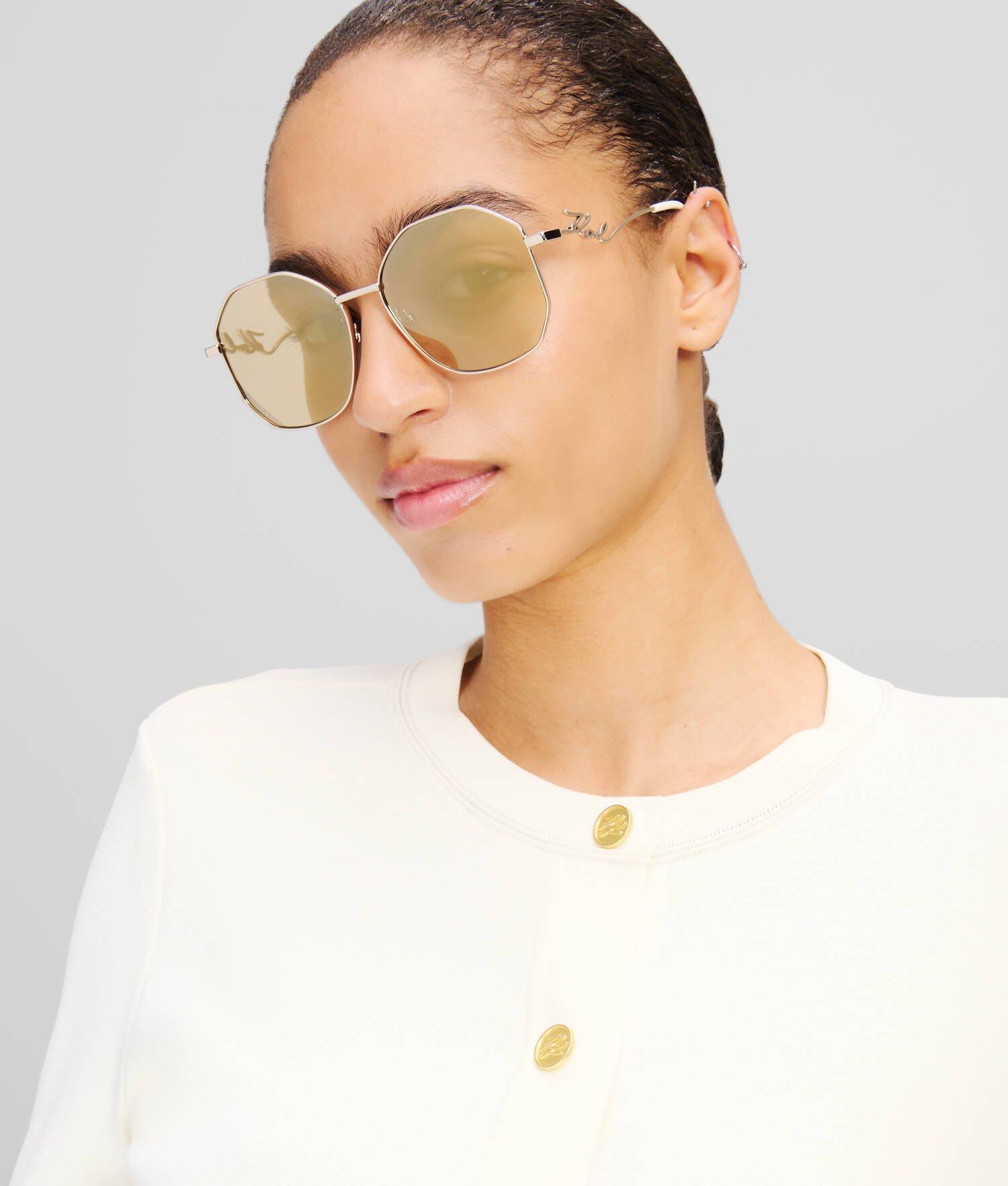 SIGNATURE SUNGLASSES Product Image