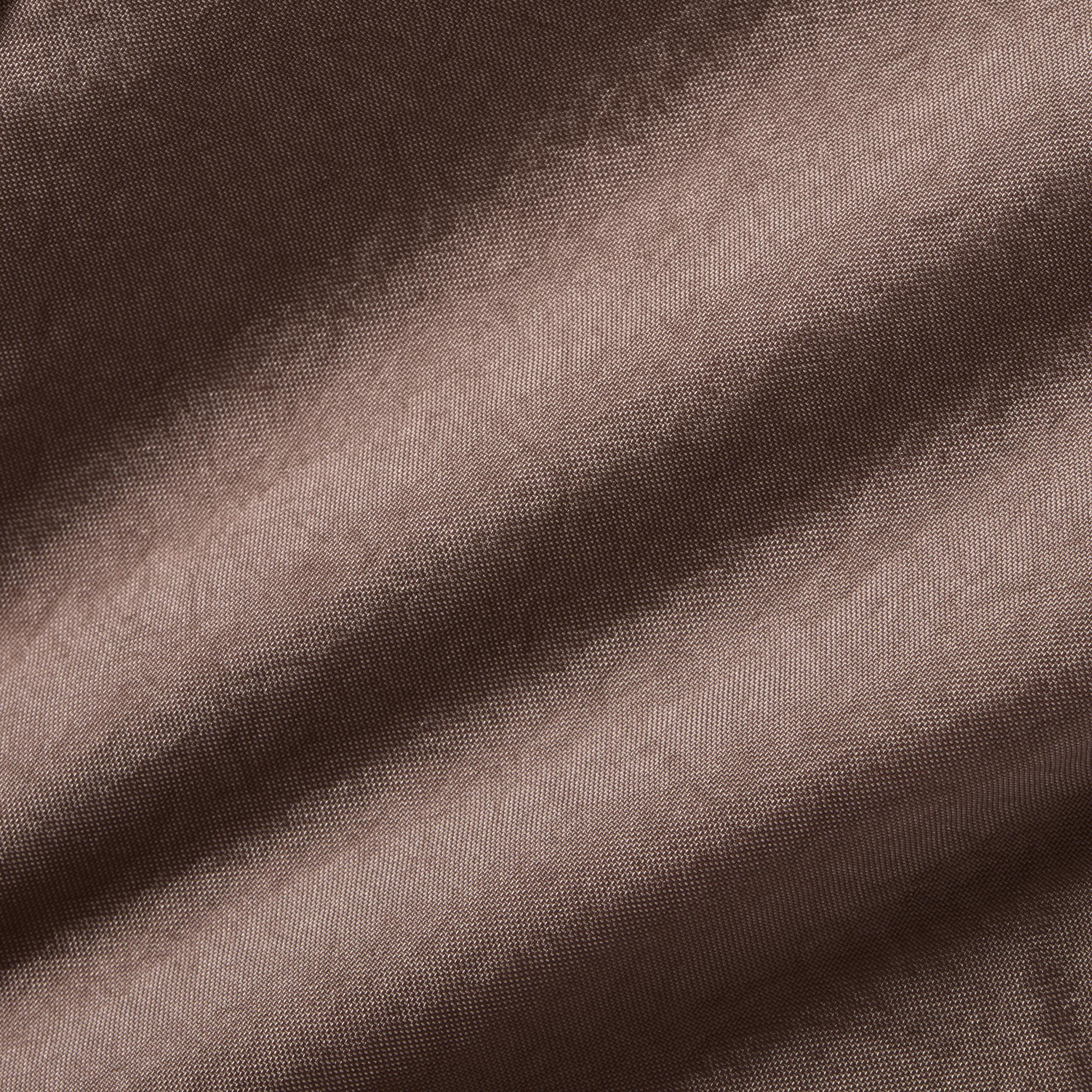 Nike Unisex Aura Crescent Crossbody Bag (4L) | HQ4370-214 Product Image