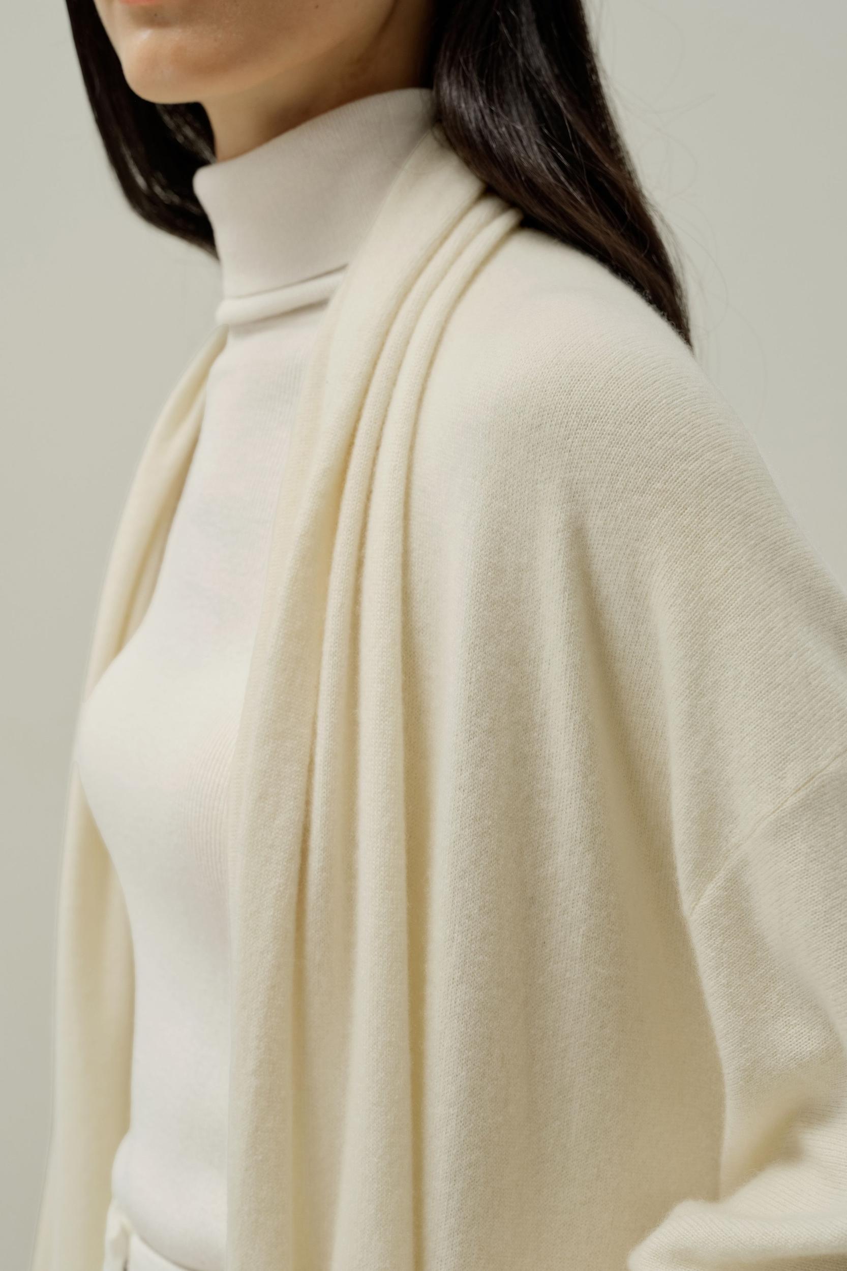 Calf-length cashmere cardigan Product Image