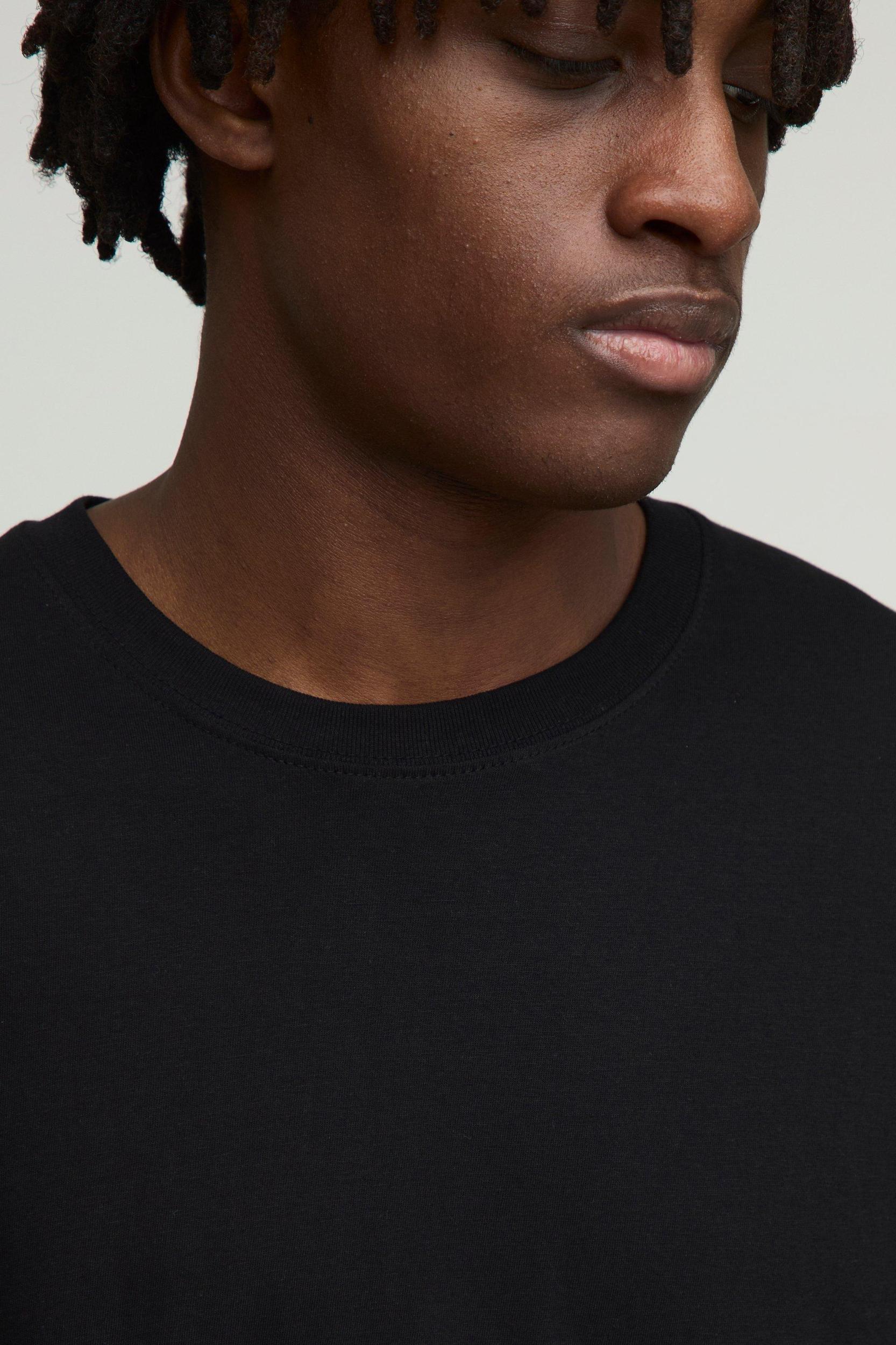 2 Pack Basic Oversized Crew Neck T-Shirts | boohooMAN USA Product Image