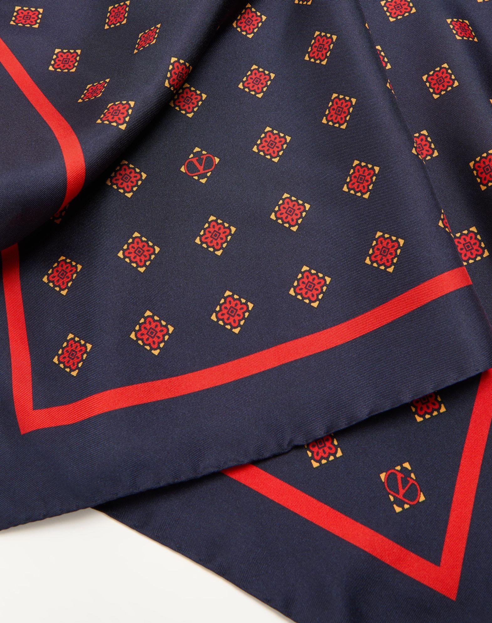 Opticool Silk Scarf  Product Image