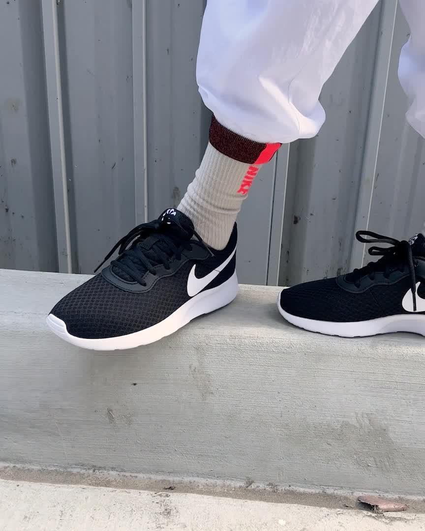 Nike Womens Swift Element UV Protection 1/4-Zip Running Top | FB4316-010 Product Image