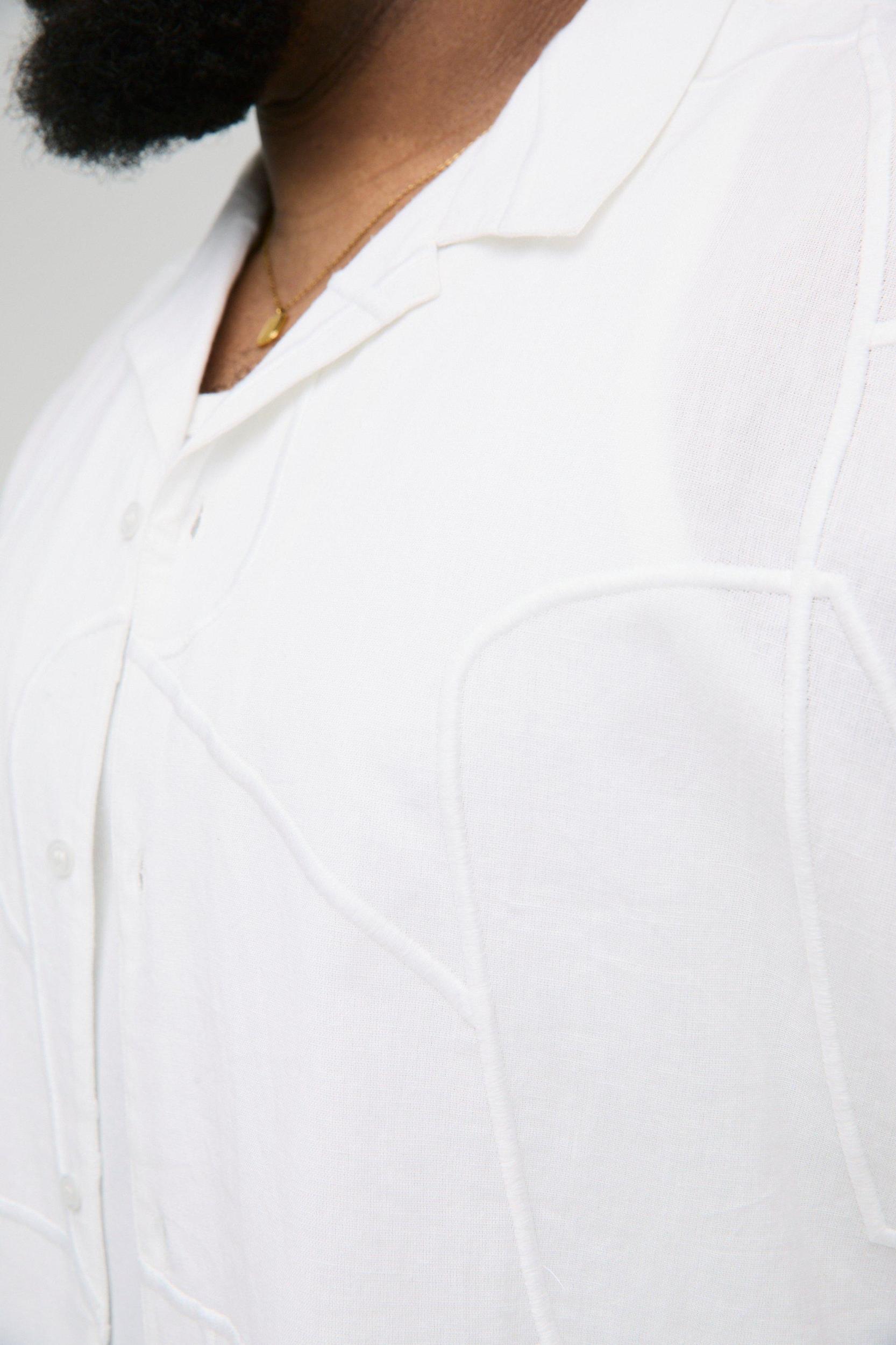 Plus Oversized Revere Abstract Large Scale Embroidered Shirt | boohooMAN USA Product Image