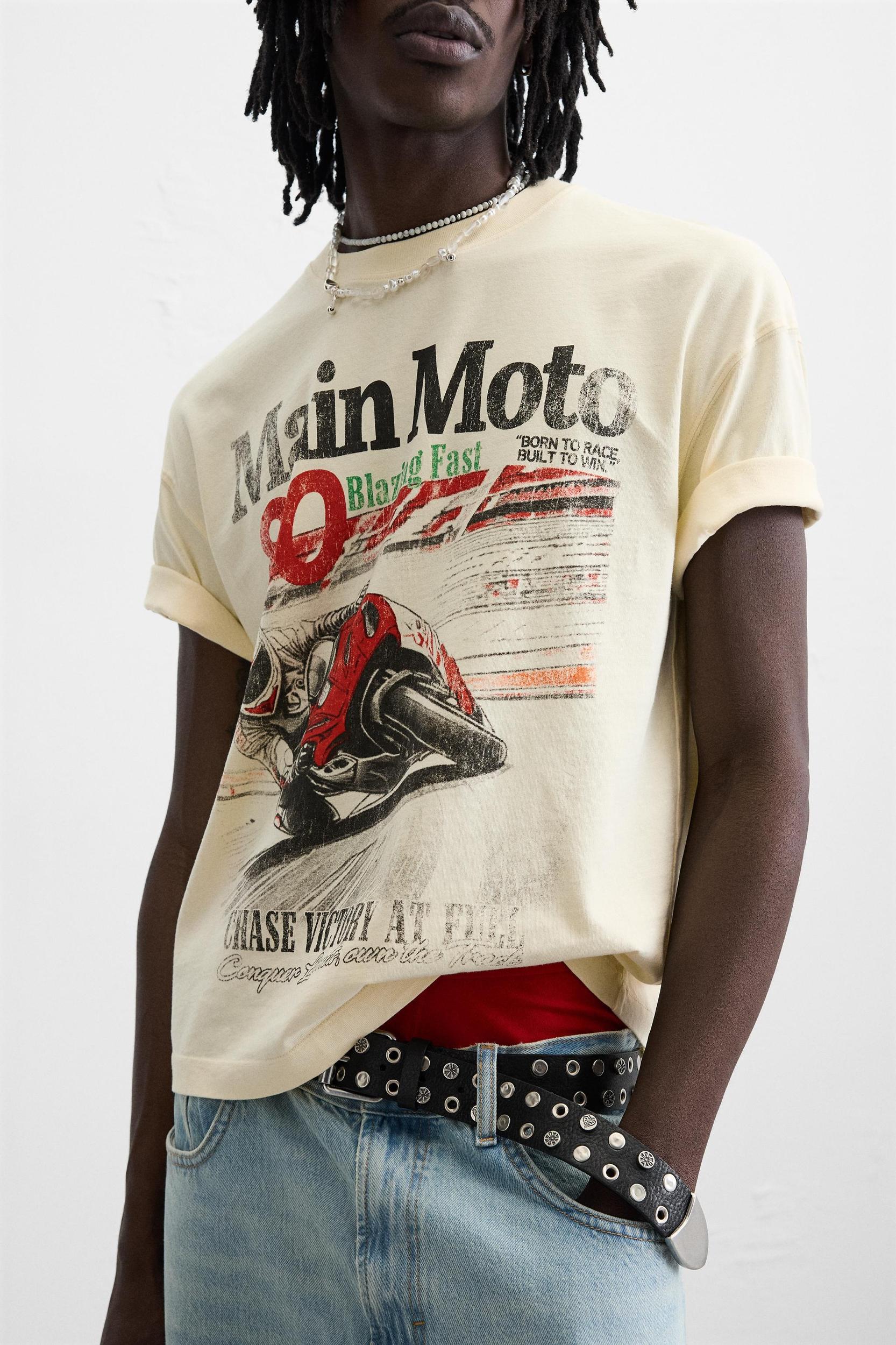 WASHED PRINTED T-SHIRT Product Image