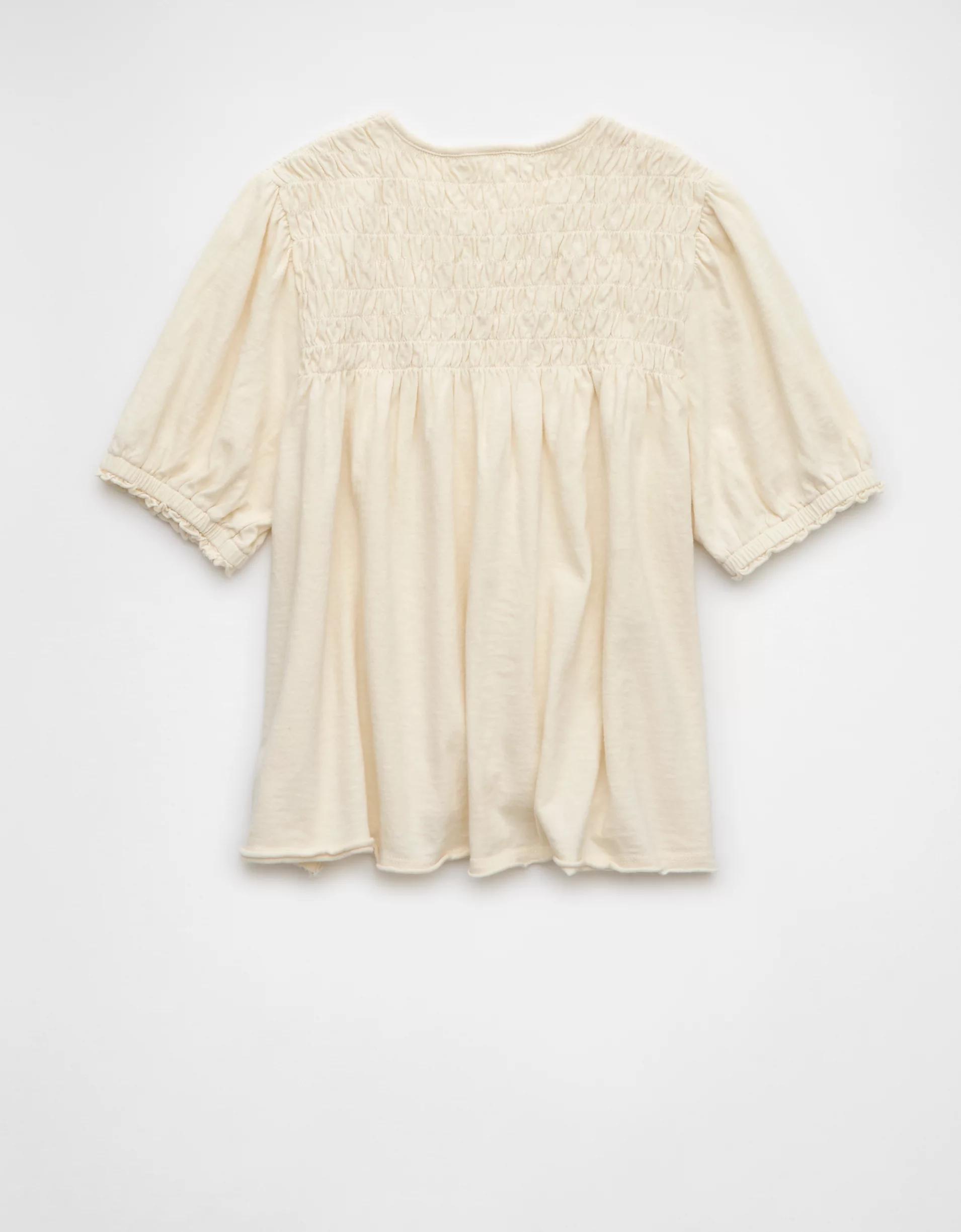 AE Sunchaser Knit Puff Sleeve Smocked T-Shirt Product Image