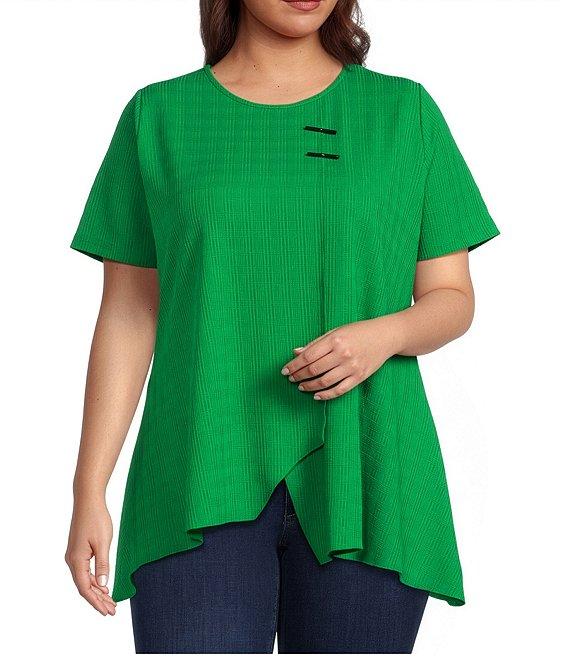 Calessa Plus Size Textured Knit Asymmetric Hem Tunic Product Image