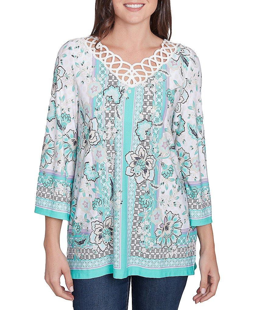 Ruby Rd. Petite Size Crepe Knit Printed Lace Trim V-Neck 3/4 Sleeve Top Product Image