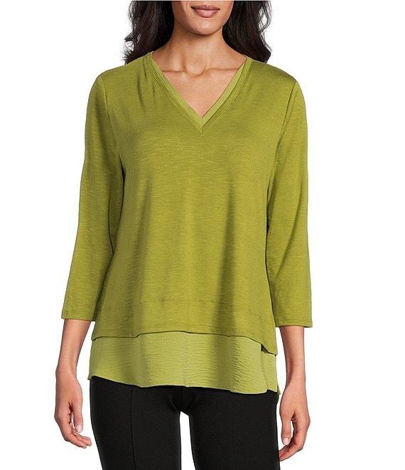 Slim Factor by Investments Chloe V-Neck 3/4 Sleeve Mixed Media Top Product Image