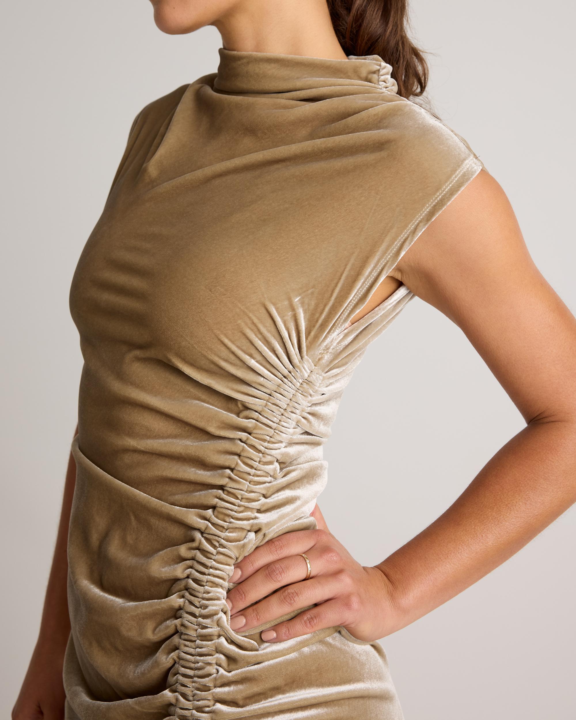 Quince | Women's Stretch Silk Velvet Ruched Midi Dress Product Image