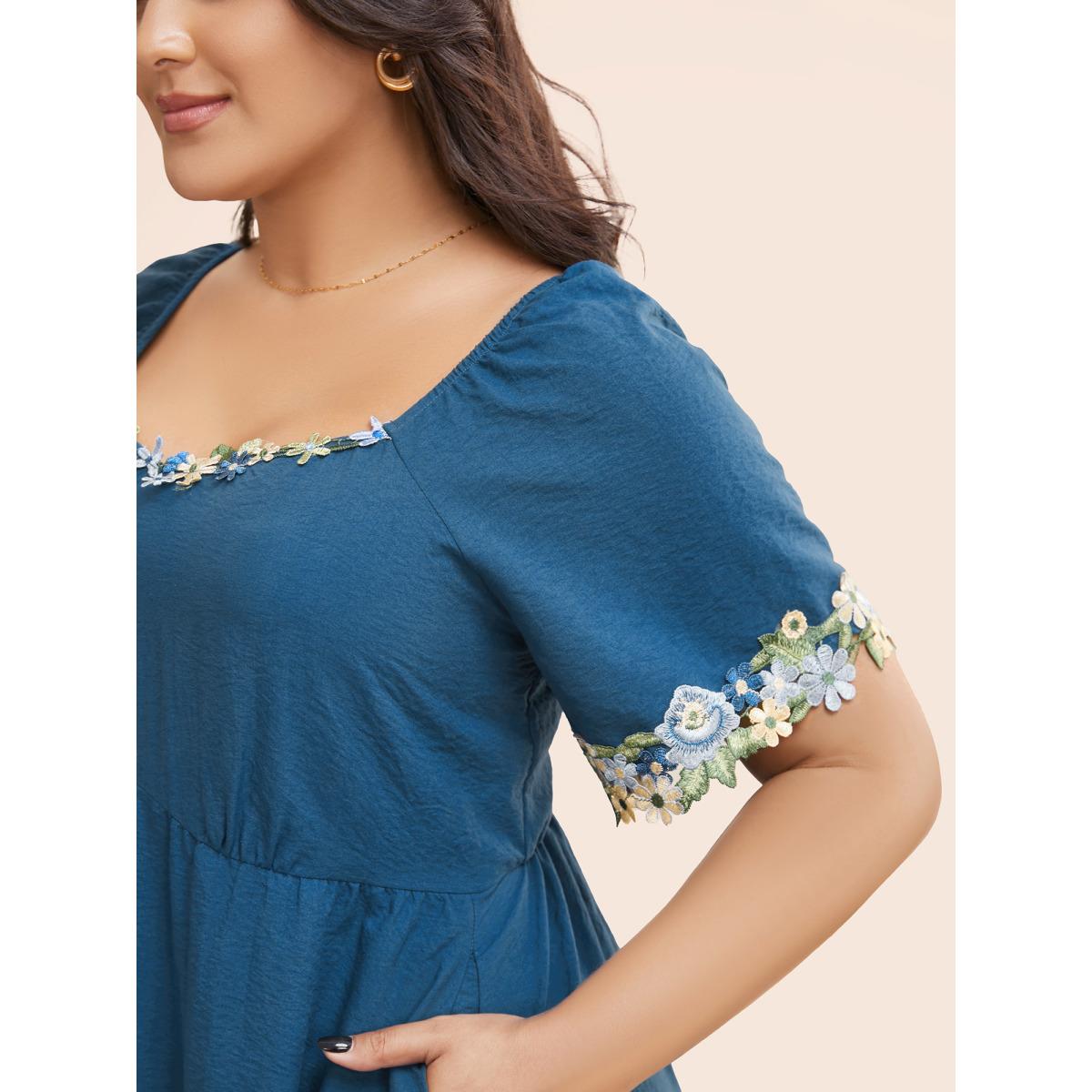 Plus Size Floral Embroidered Heart Neckline Gathered Dress Aegean Women Elegant Woven ribbon&lace trim Heart neckline Short sleeve Curvy BloomChic 26/4X Product Image
