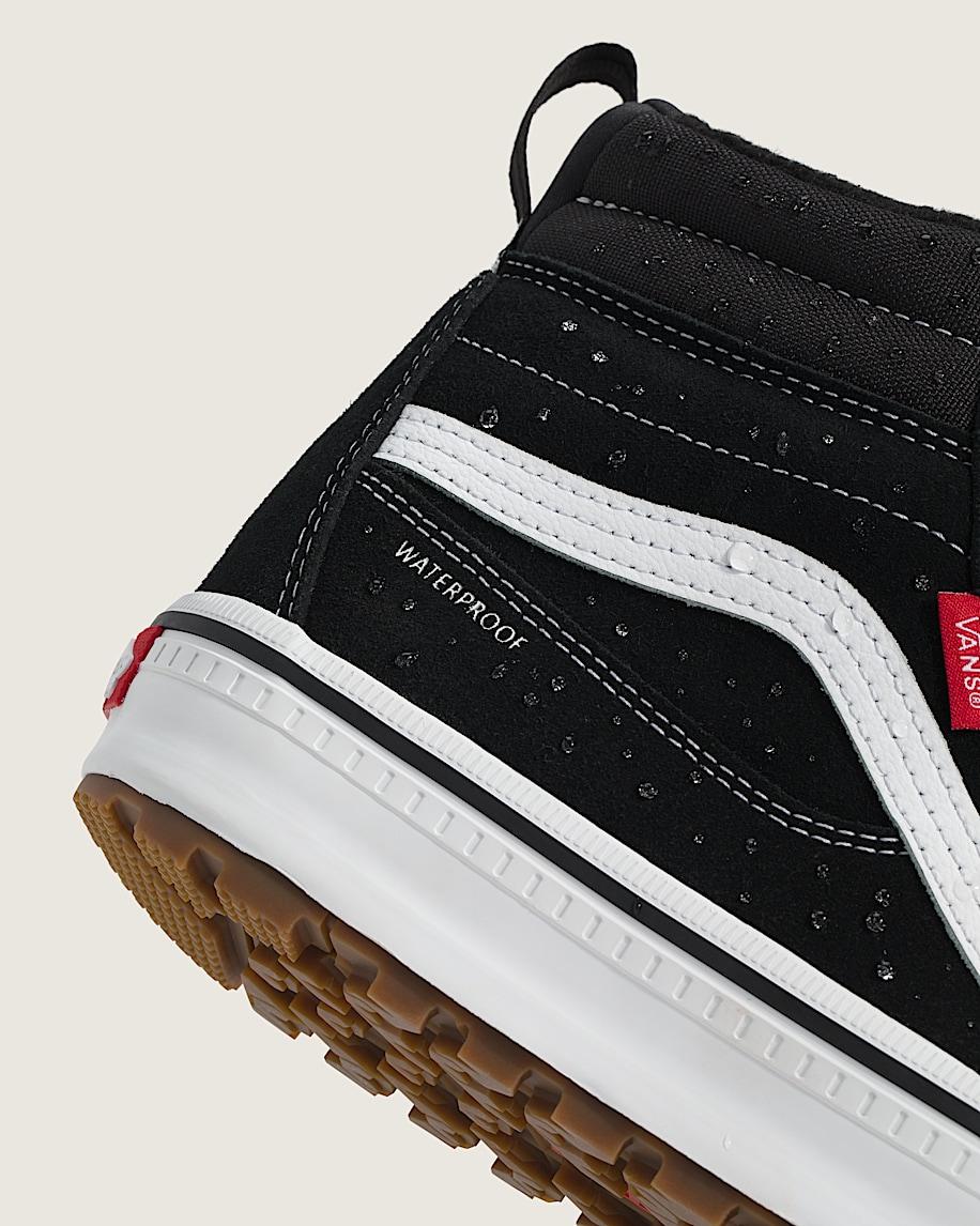 Sk8-Hi Waterproof Insulated Shoe in Black / White| Vans US Product Image