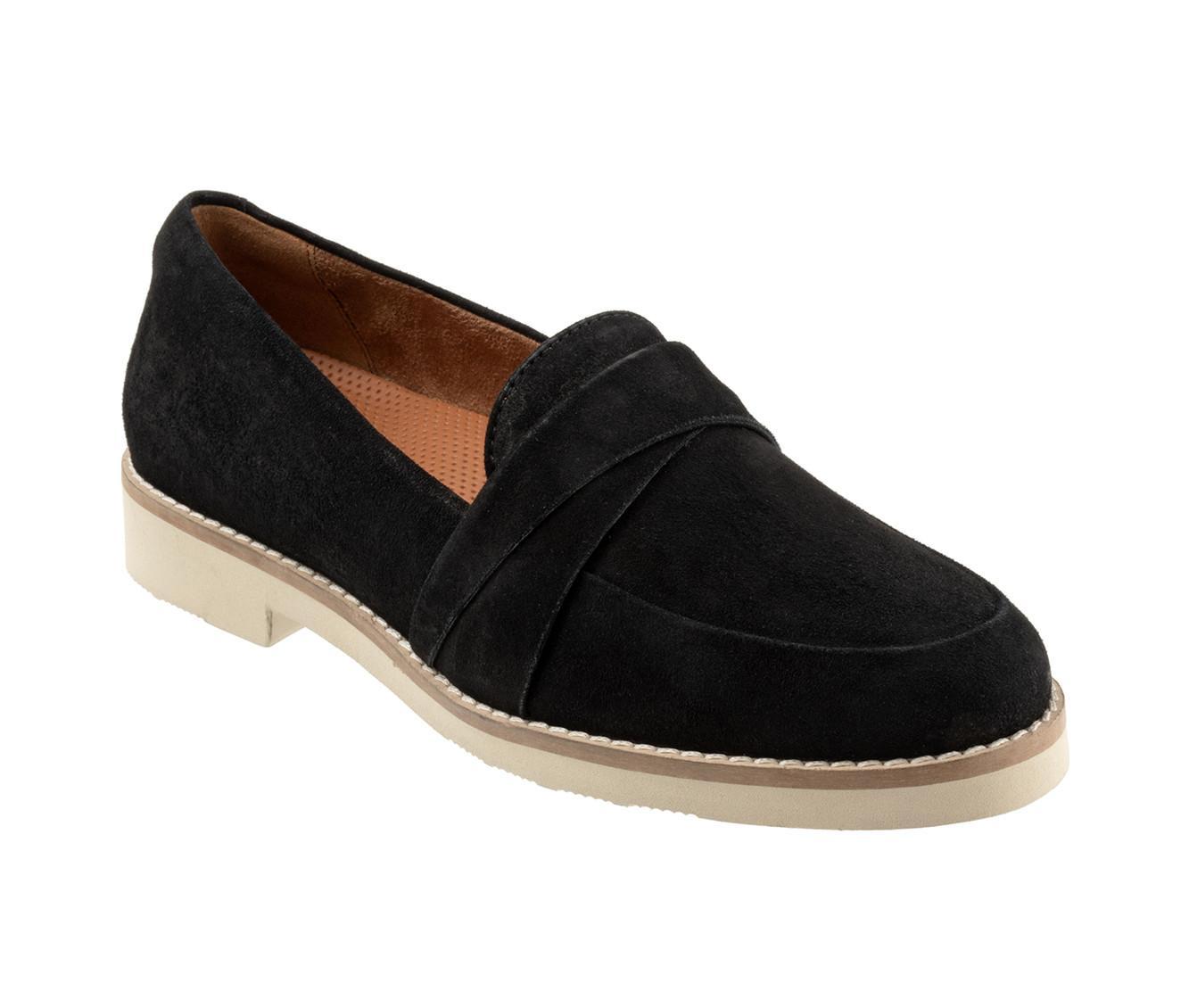 Women's Softwalk Walsh Loafers Product Image