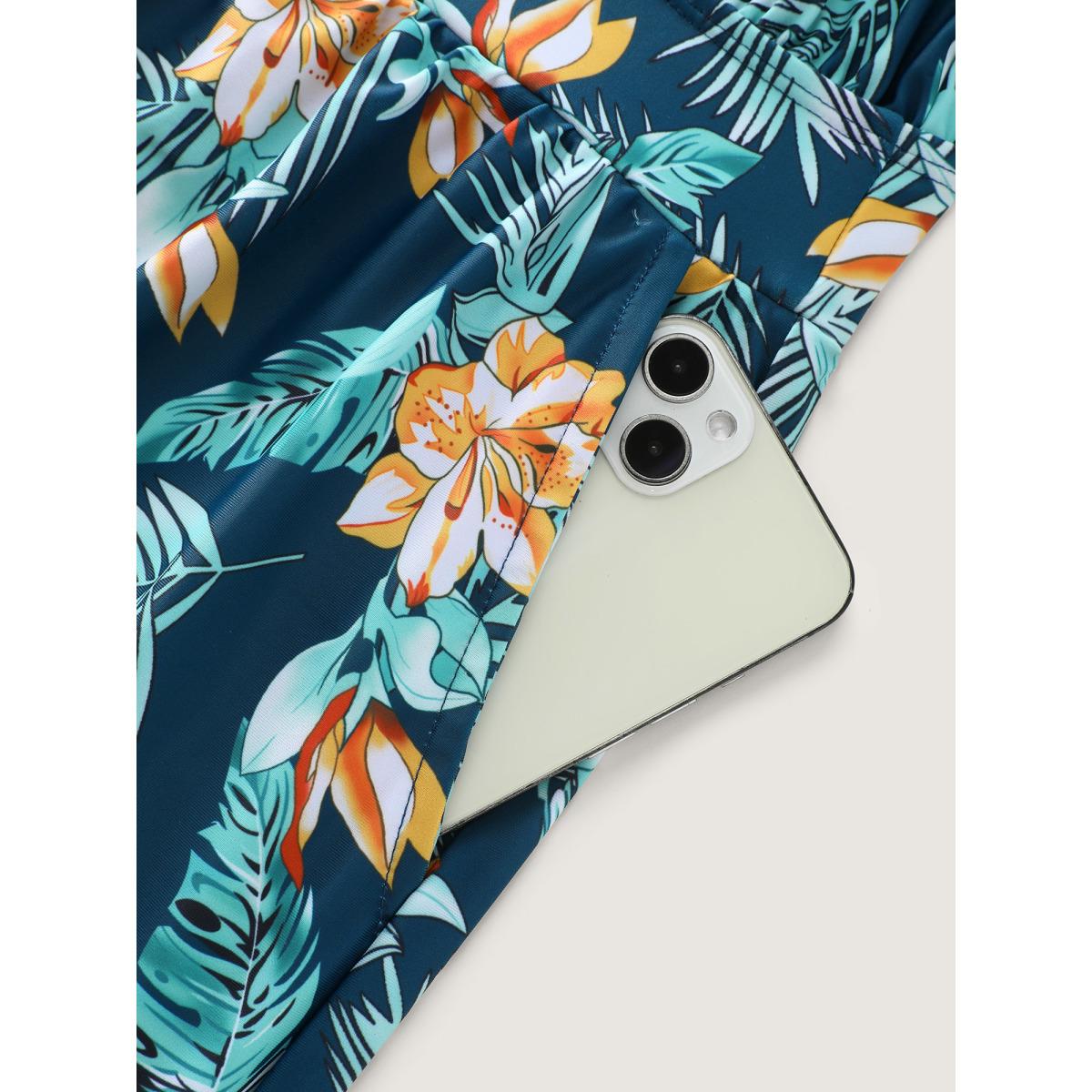 Plus Size Tropical Flower Print Pockets One-Piece Swimsuit Women's Swimwear DarkBlue Resort Gathered Curve Bathing Suits High stretch One Pieces BloomChic 22-24/3X Product Image