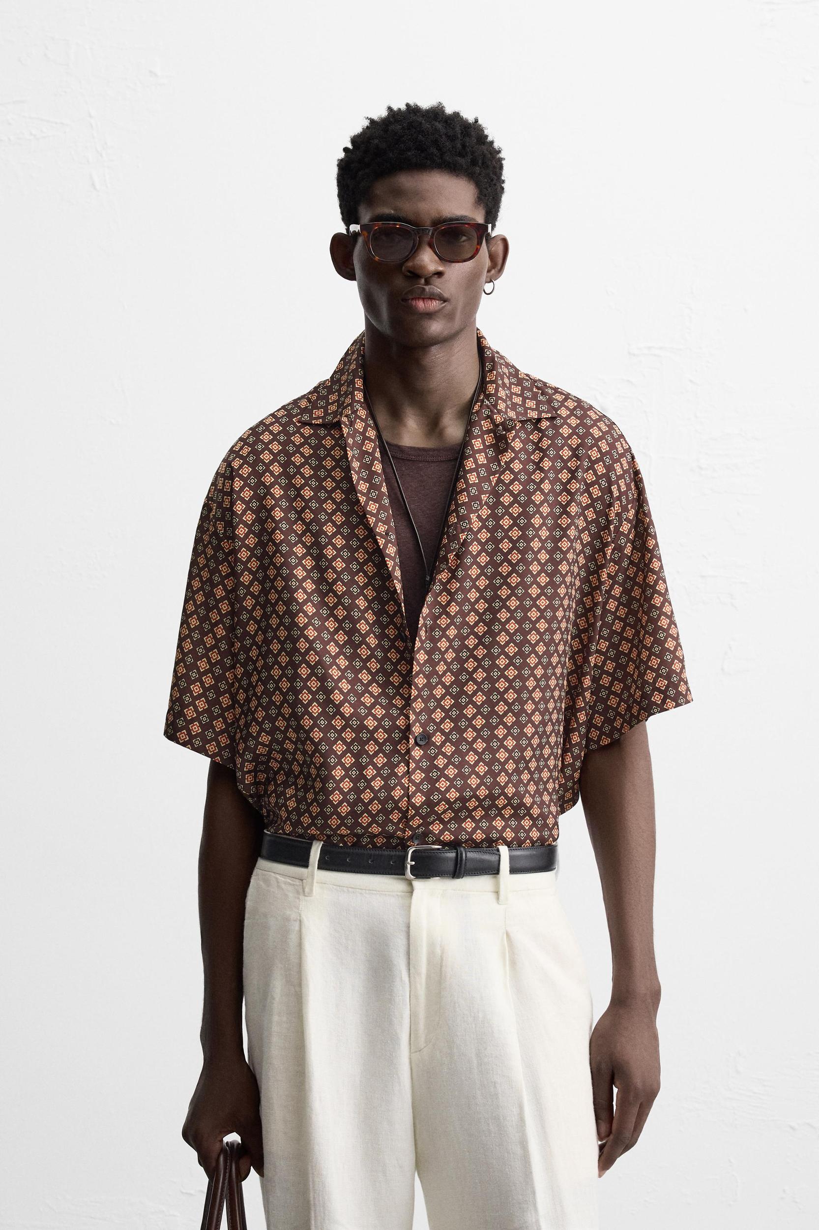 GEOMETRIC PRINT SHIRT Product Image