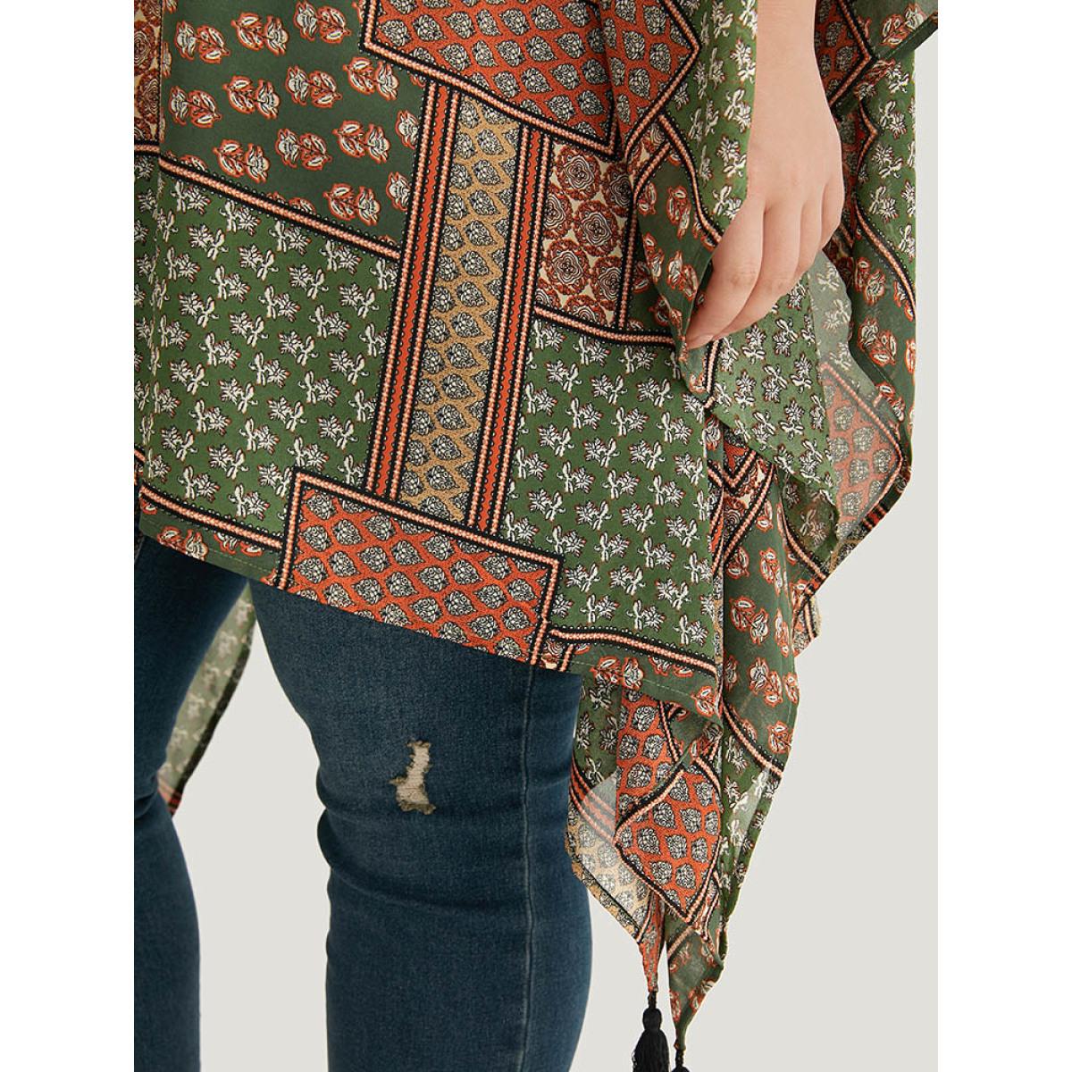 Plus Size Bandana Print Tassels Trim Asymmetrical Hem Kimono Women Moss Casual Drape Loose Dailywear Kimonos BloomChic 26/4X Product Image