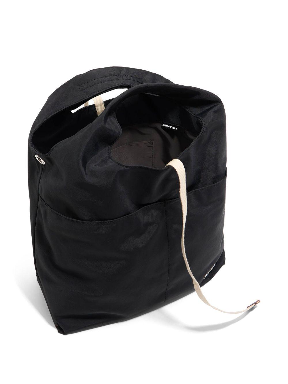 medium leather tote bag Product Image