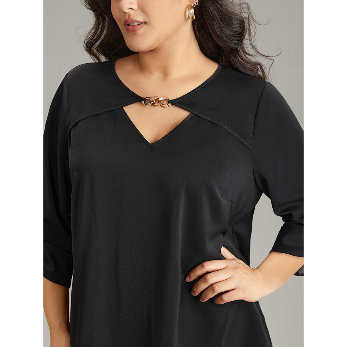 Plus Size Black Static-Free Plain Keyhole Chain Detail Blouse Women Office Long Sleeve Keyhole Cut-Out Office Blouses BloomChic 14-16/1X Product Image