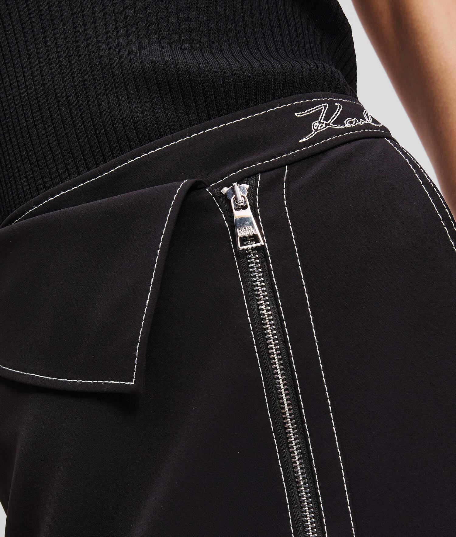 CONTRAST STITCH SKIRT Product Image