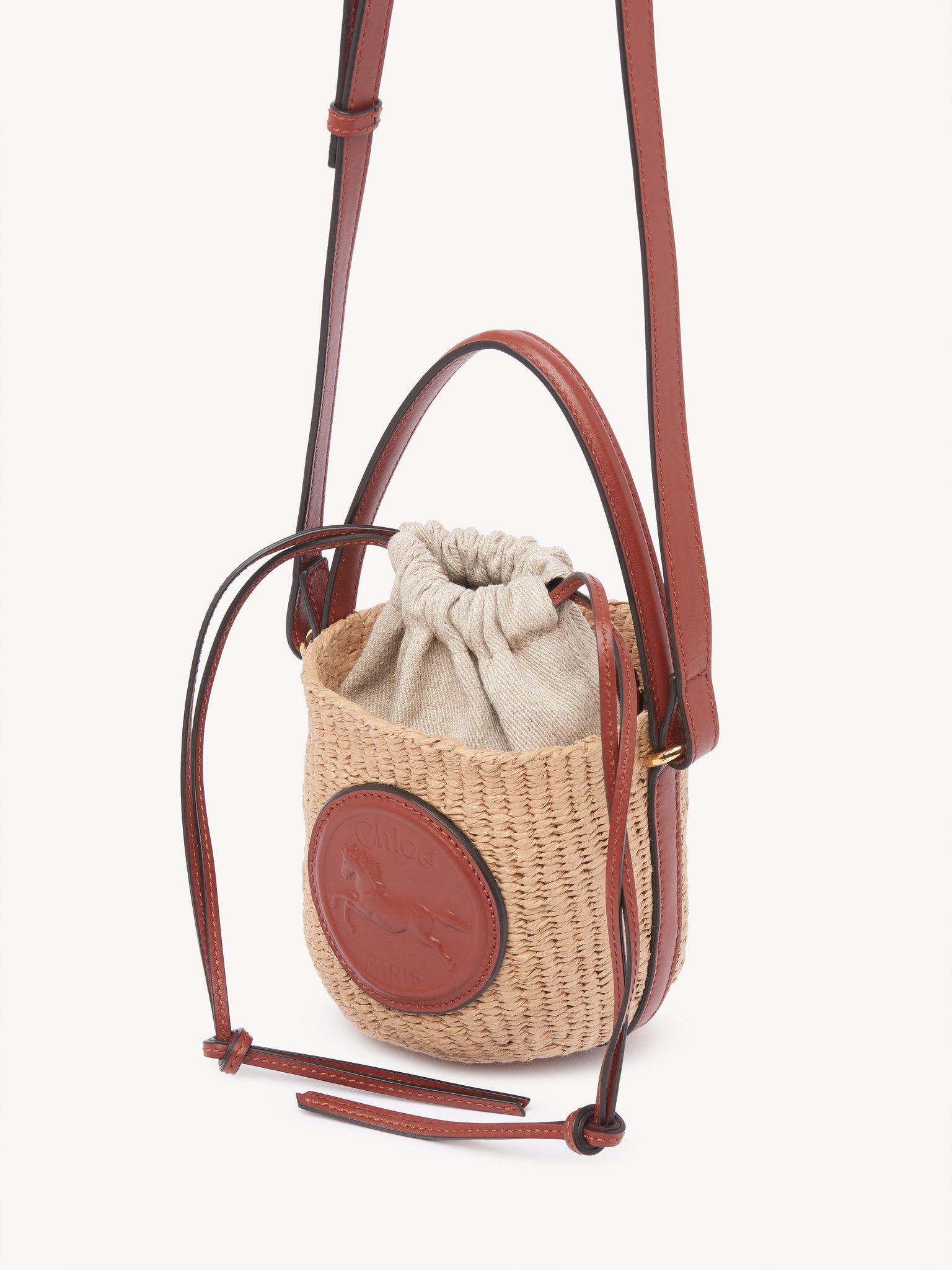 Mini Horse Medal basket in natural fibers Product Image