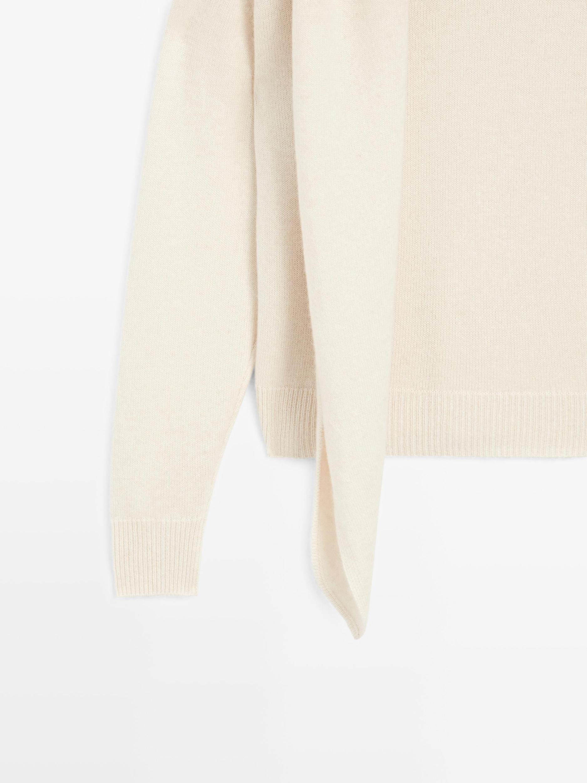 100% cashmere scarf neck sweater Product Image