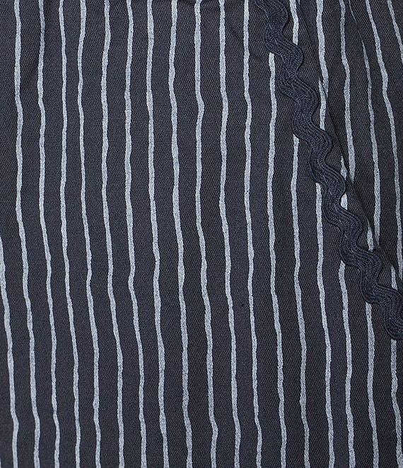 M Made in Italy Pinstriped Stretch Poplin Straight Leg Pull-On Pants Product Image