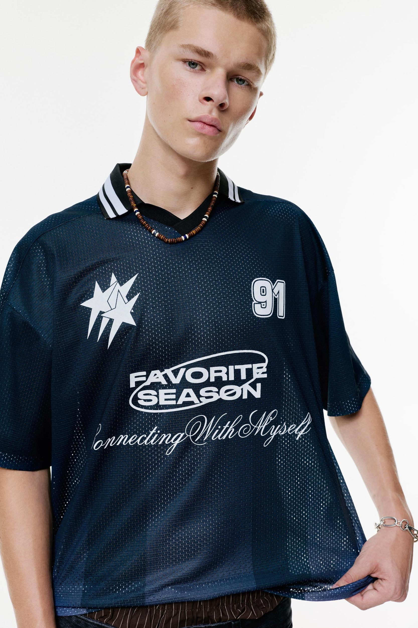 STWD football T-shirt Product Image