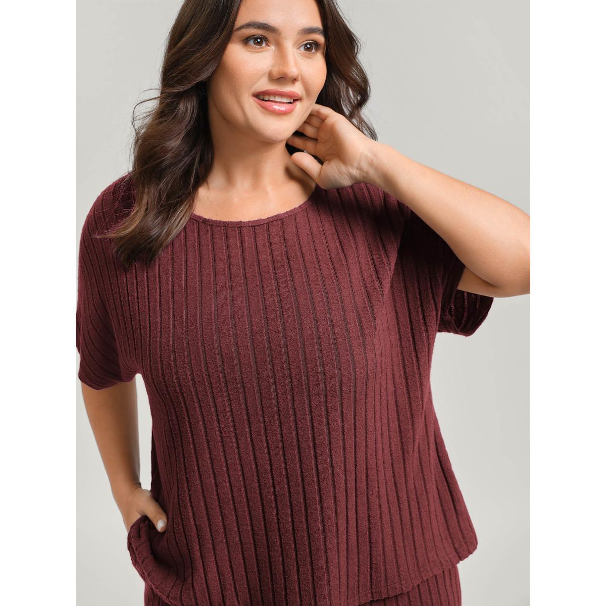 Plus Size Stretchy Pit Strip Solid Loungewear Set Women Black Texture Short sleeve Round Neck Leisure Loungewear Sets BloomChic 18-20/2X Product Image