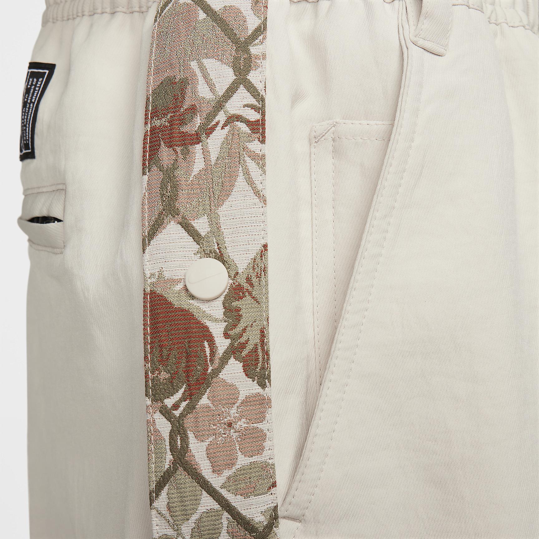 Nike Men's Tearaway Basketball Pants Product Image