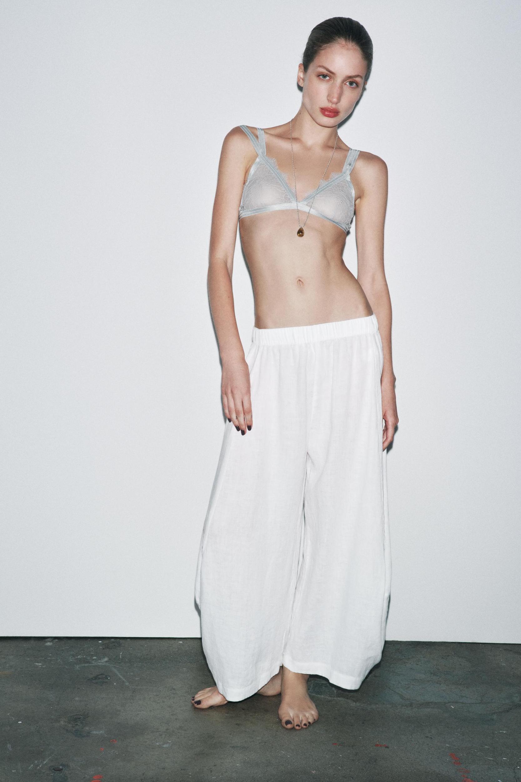 COMBINATION LACE BRALETTE Product Image