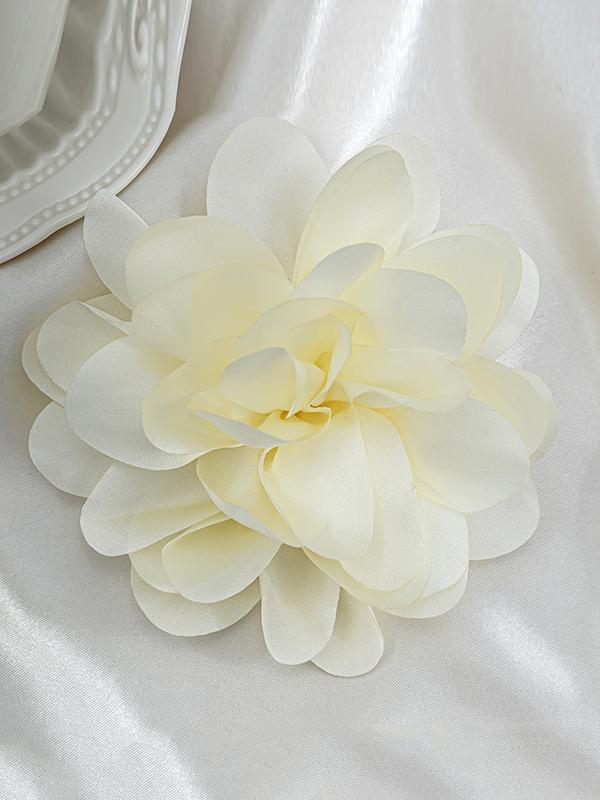 Three-Dimensional Flower Brooch Accessories Product Image