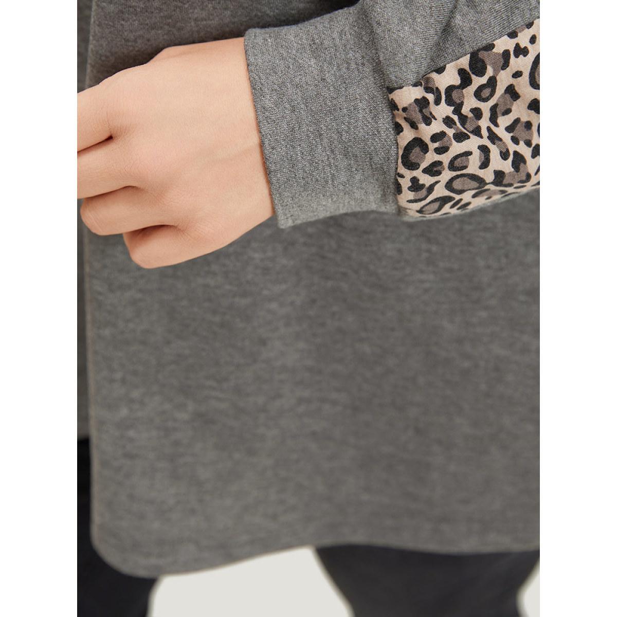 Plus Size Leopard Patchwork Notched Raglan Sleeve Sweatshirt Women Gray Casual Patchwork Notched collar Dailywear Sweatshirts BloomChic 18-20/2X Product Image