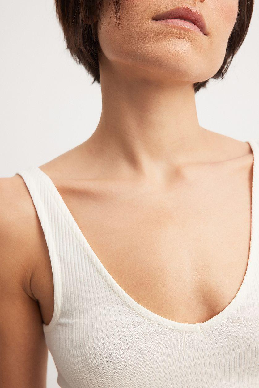 Organic V-Neck Rib Crop Top Product Image