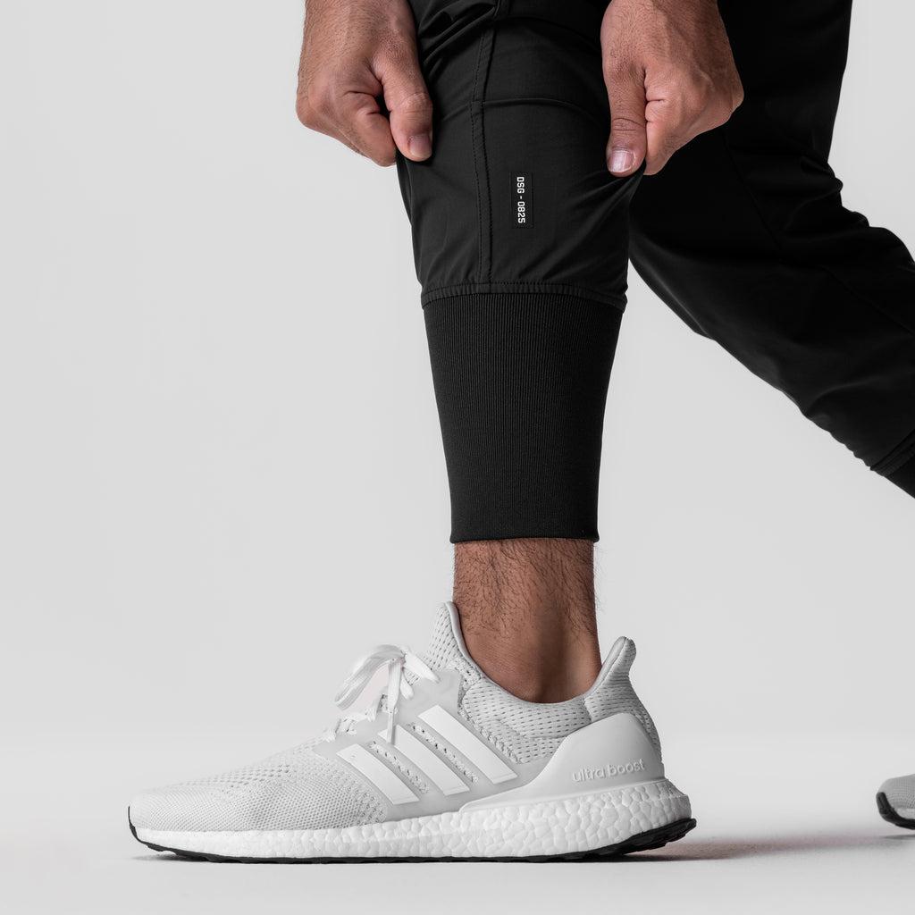 0825. Tetra-Lite® Cargo High Rib Jogger - Black Male Product Image