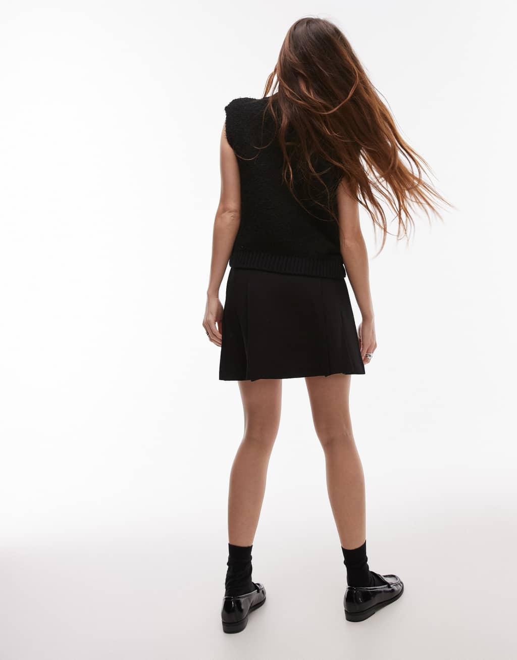 Mango pleated mini skirt in black Product Image