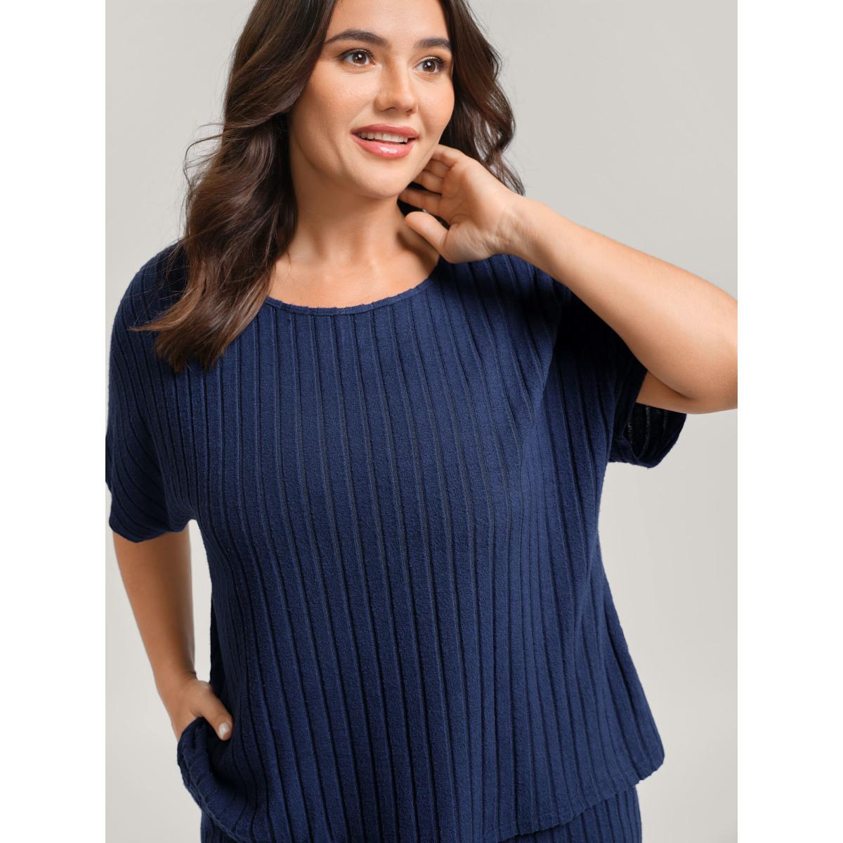 Plus Size Stretchy Pit Strip Solid Loungewear Set Women DarkSlateGray Texture Short sleeve Round Neck Leisure Loungewear Sets BloomChic 18-20/2X Product Image