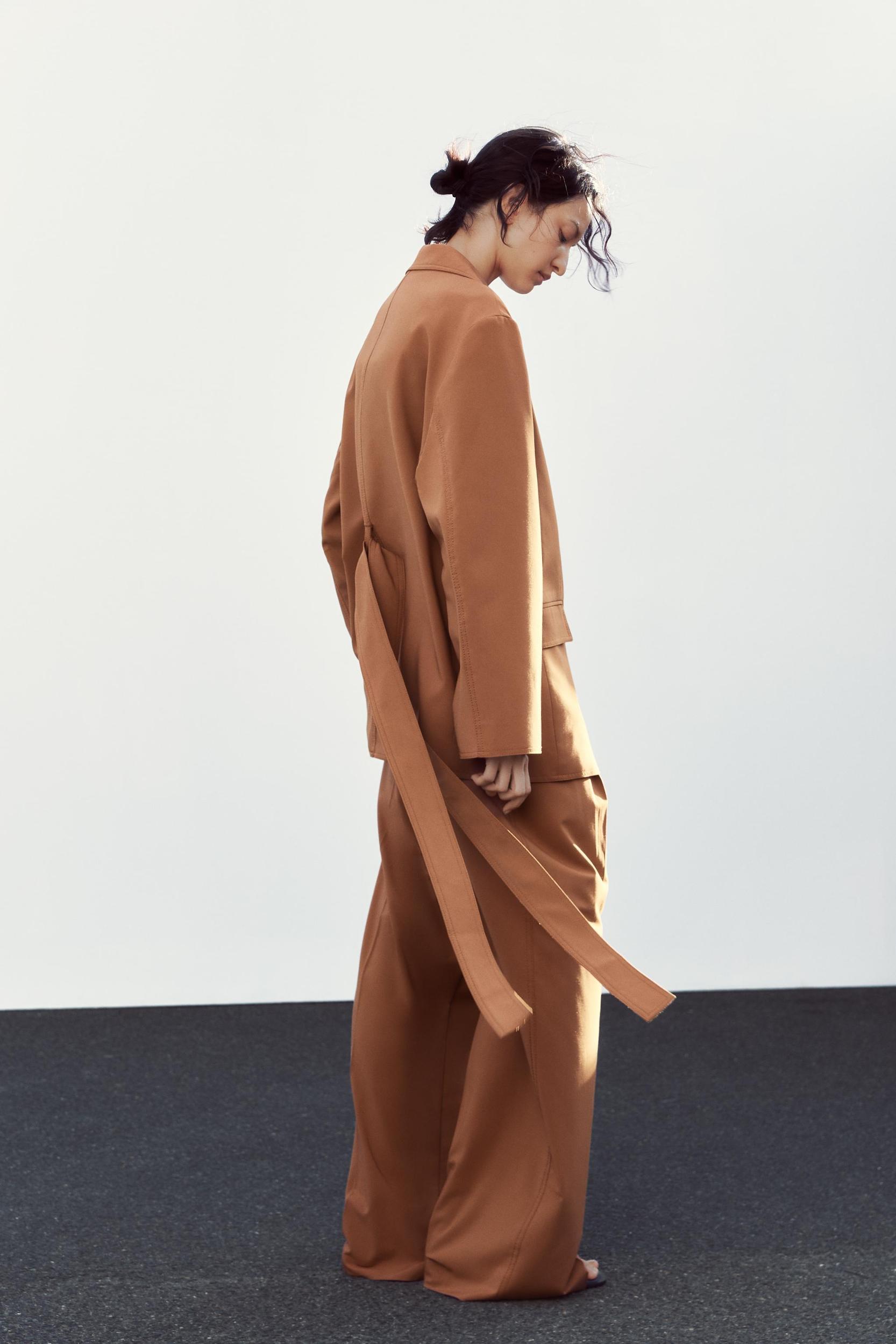 PLEATED PANTS Product Image