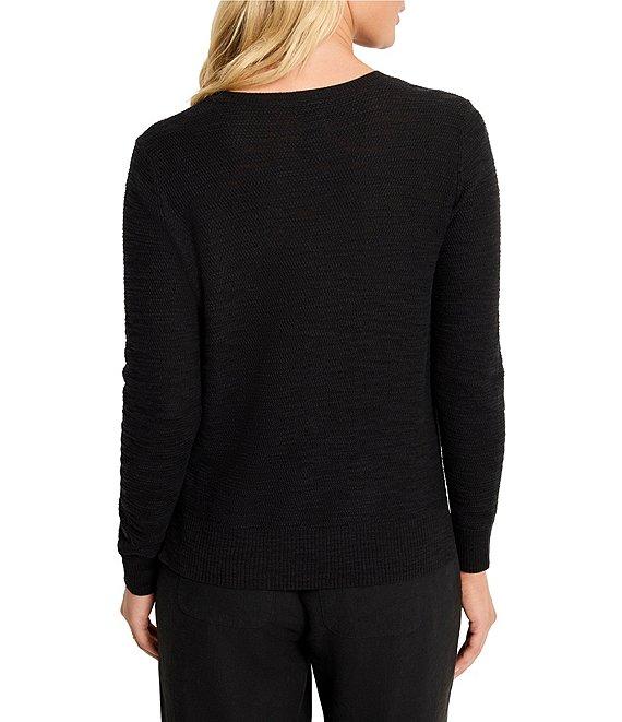 NIC + ZOE Breezy Texture V-Neck Long Sleeve Pullover Top Product Image