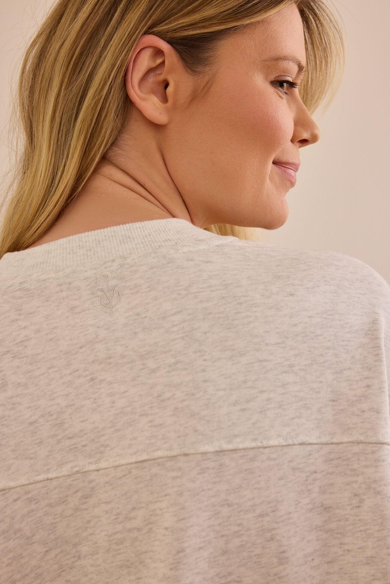 Sprint Line Pullover Product Image