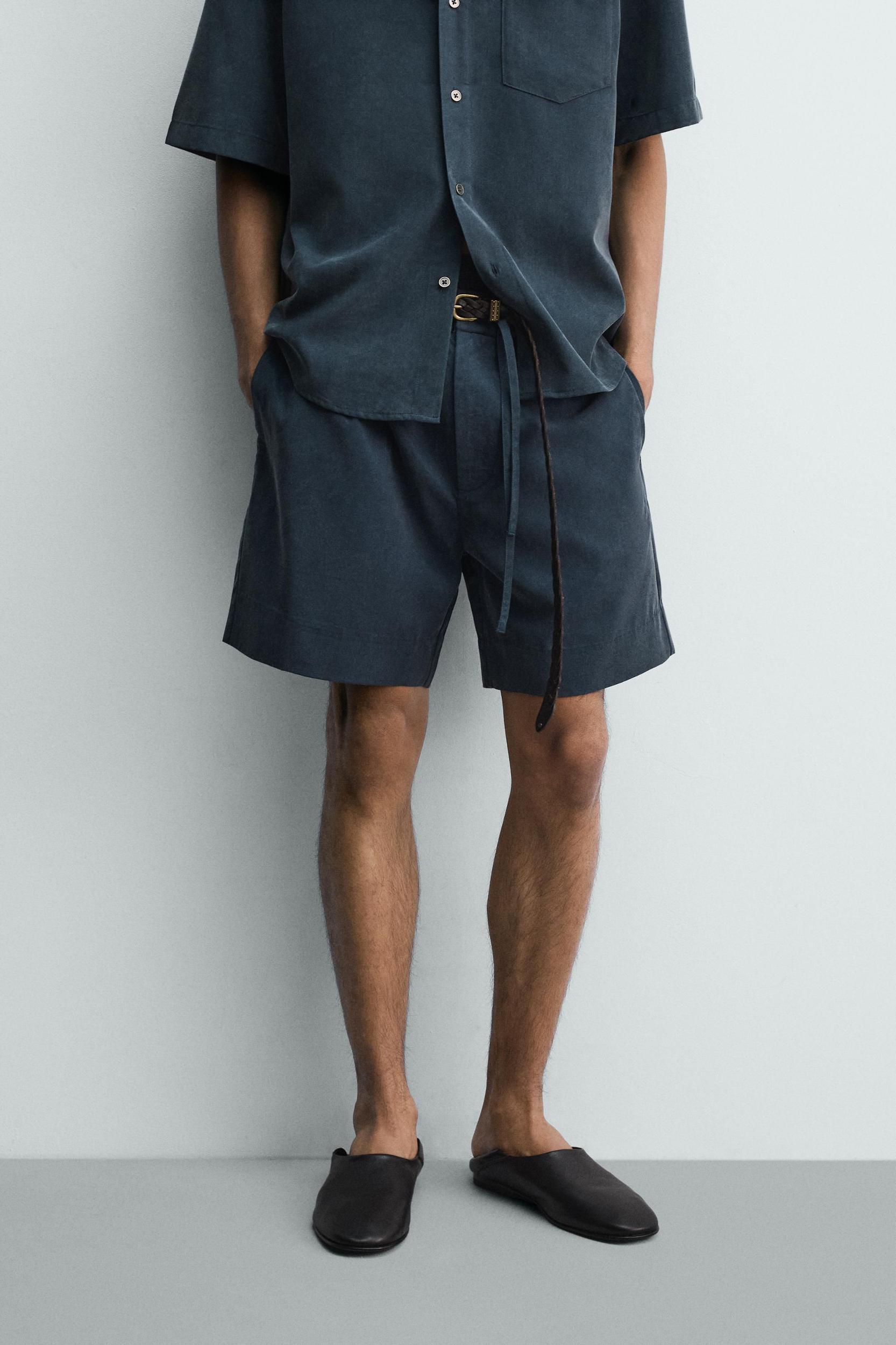WASHED EFFECT RELAXED FIT SHORTS Product Image
