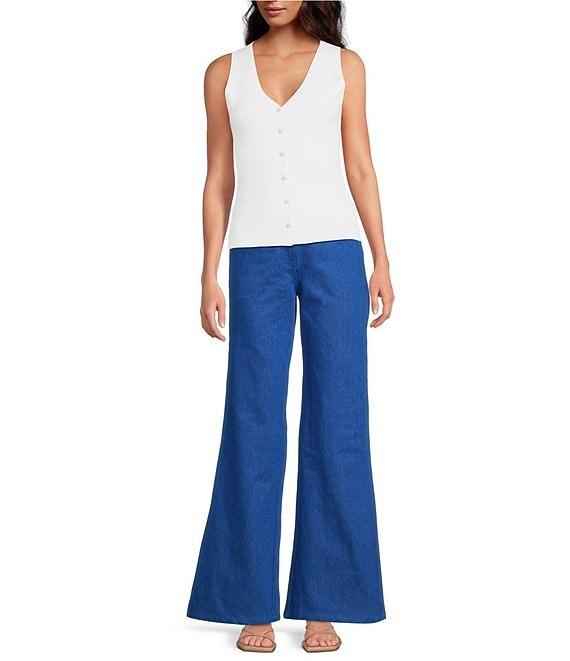 Lucy Paris Eris Knit V-Neck Sleeveless Fitted Vest Product Image