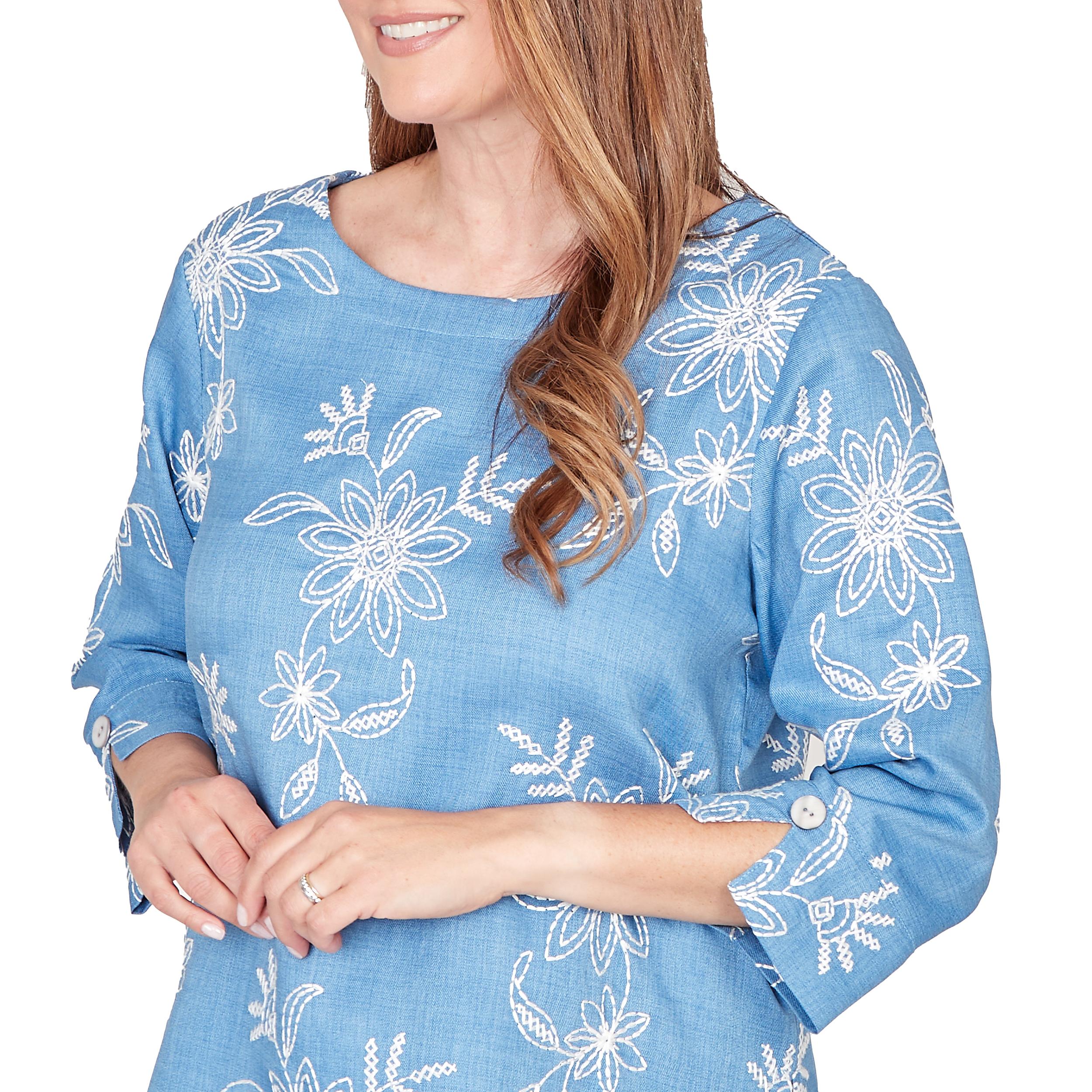 Alfred Dunner Tossed Floral Embroidered Top Product Image